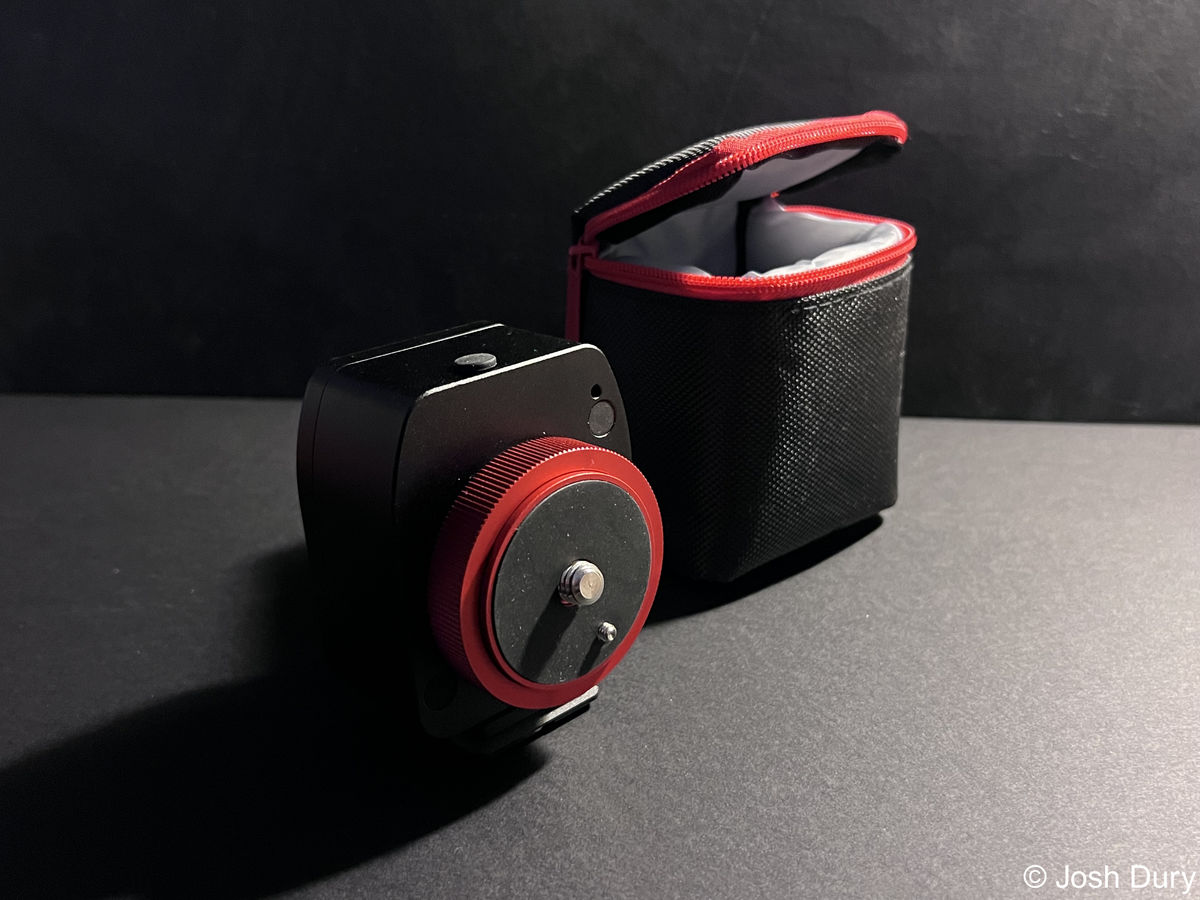 NOMADを三脚とボールヘッドに取り付けた星景撮影セットアップ