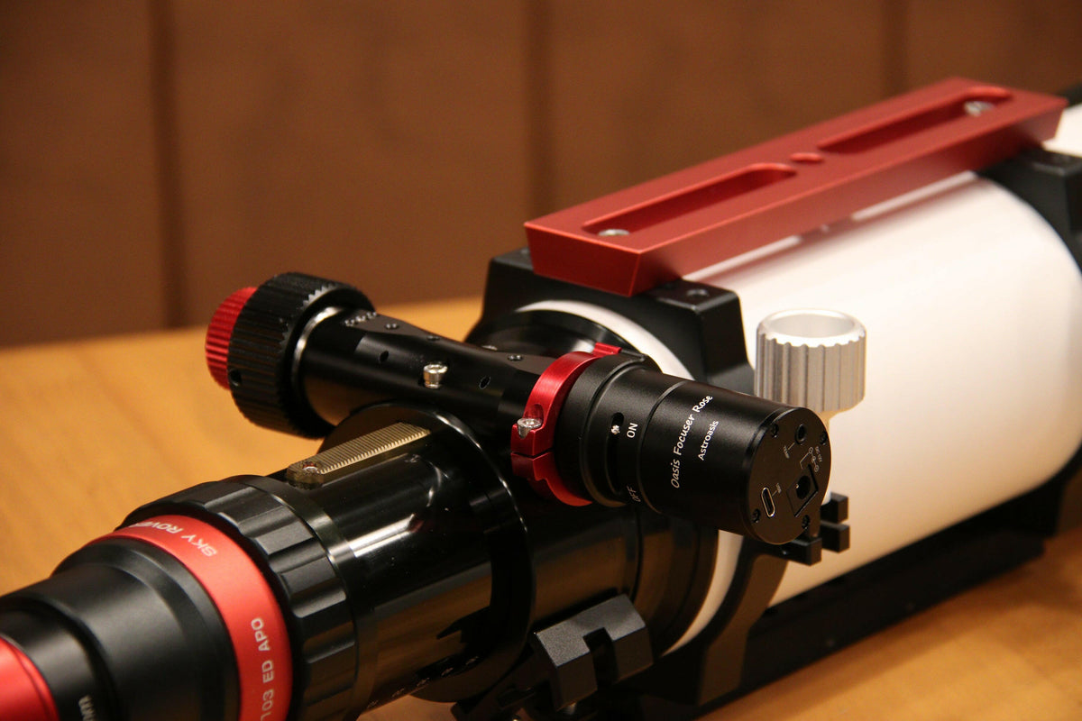 Oasis Focuser Rose 電動フォーカサー サイズ感が分かる外観