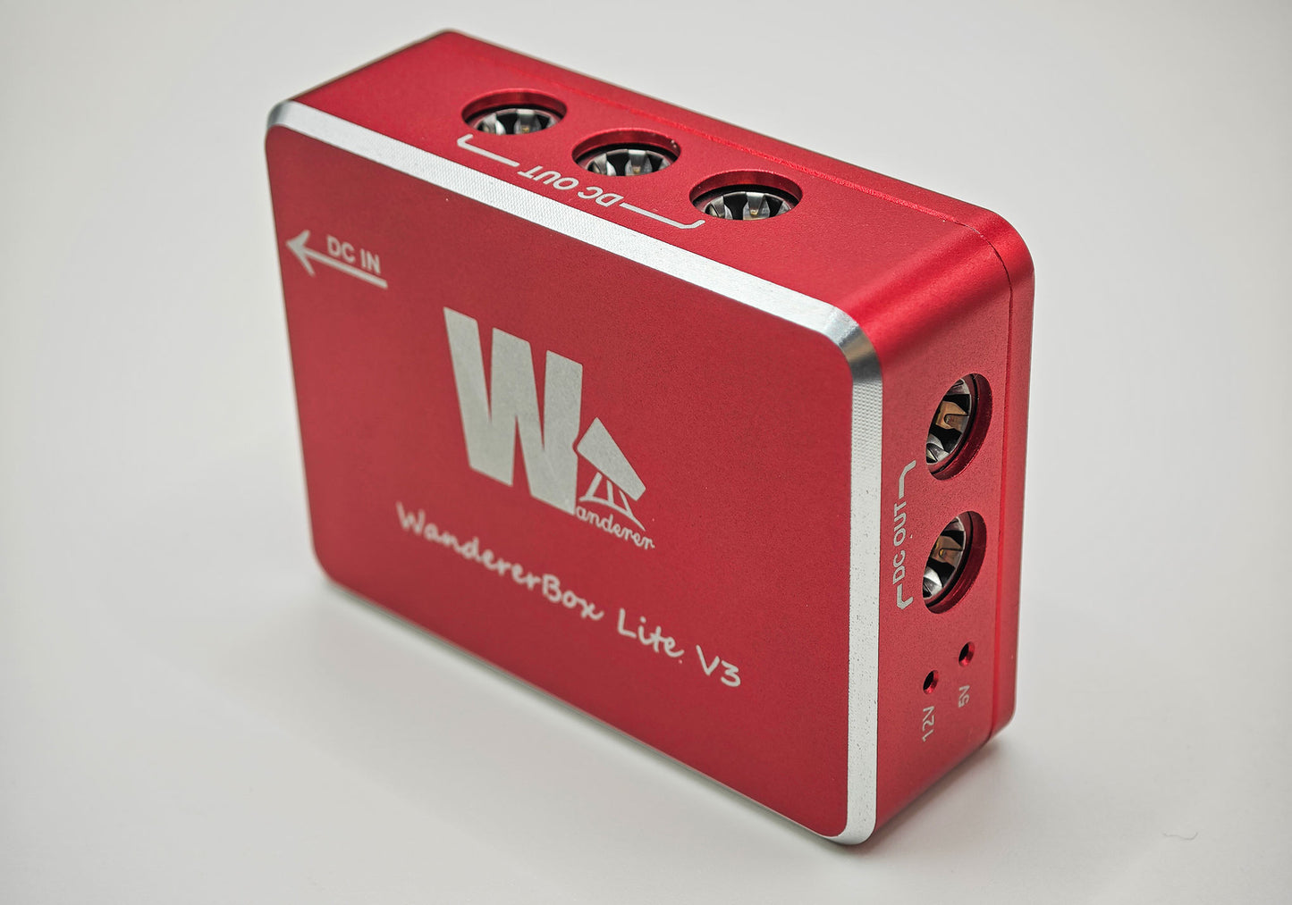 WandererBox Lite V3の12V出力とUSBポート